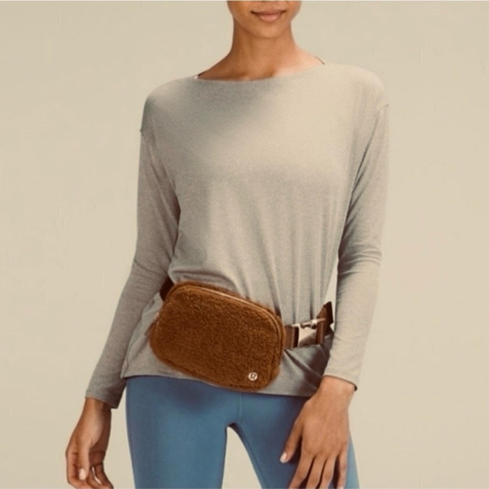 Lulu Lemon 1L Everywhere Fleece Crossbody Bag